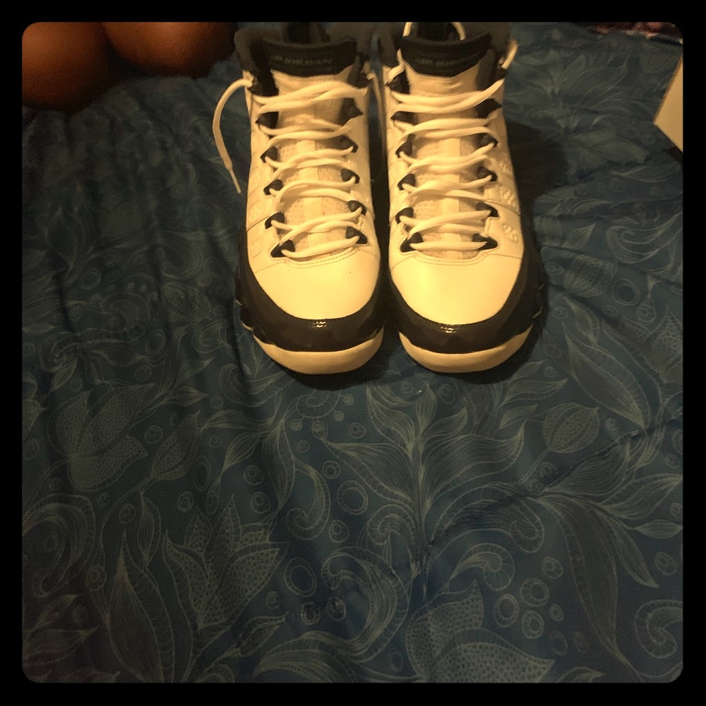 Jordan retro 9s